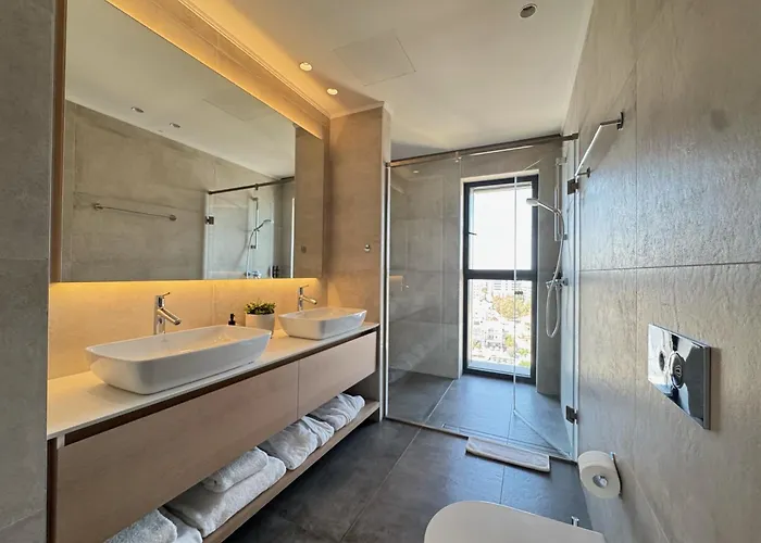 Apartamento Skyhigh Park View Living Nicosia