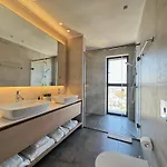 Appartamento Skyhigh Park View Living Nicosia
