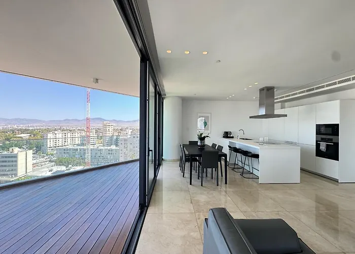 Skyhigh Park View Living *